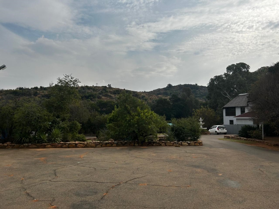 12 Bedroom Property for Sale in Boschfontein Gauteng